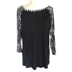 Amelia James black With polkadot sleeves top